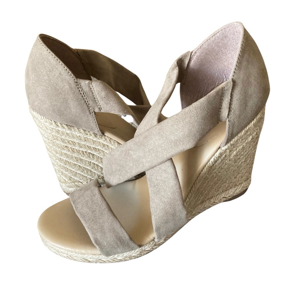 Indigo Rd. Gray Strappy Slip-On Wedges Size 8